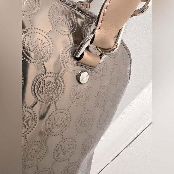 New Michael Kors Dome Satchel - Picture 12 of 16